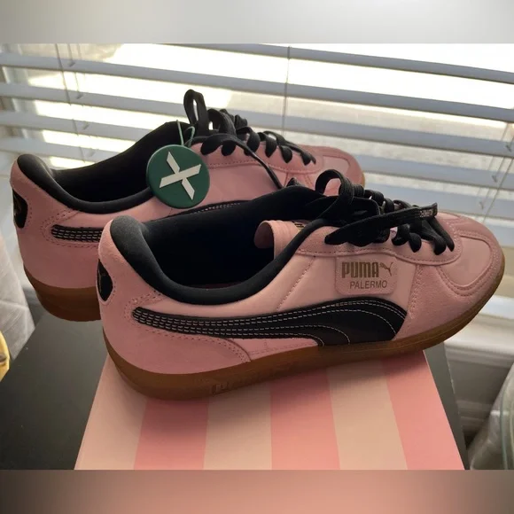 Puma Palermo FC pink shoes 9.5 women’s - Picture 6 of 9